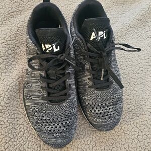 LULULEMON APL TECHLOOM PRO WOMEN Propelium running sneaker